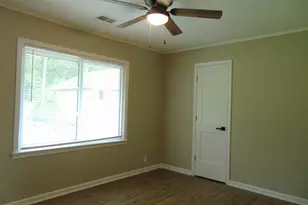 517 Maple St, Mukwonago, WI 53149 - Photo 12
