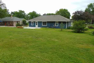 517 Maple St, Mukwonago, WI 53149 - Photo 26
