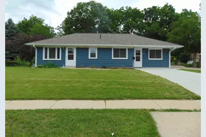517  Maple St, Mukwonago, WI 53149 - Photo 1