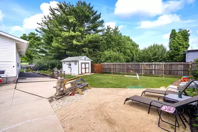 552  Milford St, Watertown, WI 53094 - Photo 8