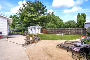552 Milford St, Watertown, WI 53094 - Photo 8