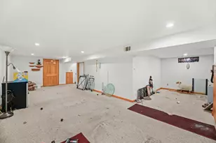3490 E Van Beck Ave, Saint Francis, WI 53235 - Photo 18