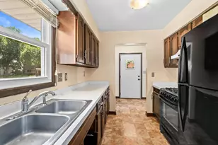 3490 E Van Beck Ave, Saint Francis, WI 53235 - Photo 2