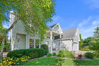 6510  Lincrest Dr, Racine, WI 53406 - Photo 4