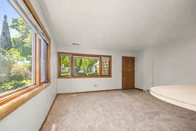 1530 E Morgan Ave, Milwaukee, WI 53207 - Photo 6