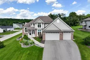 1299 Pheasant Ct, Lake Geneva, WI 53147 - Photo 2
