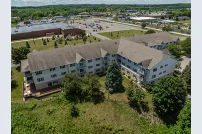 715  Canterberry Ct #209, West Bend, WI 53090 - Photo 22