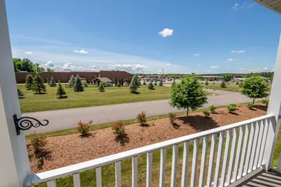 715  Canterberry Ct #209, West Bend, WI 53090 - Photo 10