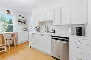 4834 W Wisconsin Ave, Milwaukee, WI 53208 - Photo 14