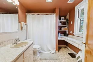 4834 W Wisconsin Ave, Milwaukee, WI 53208 - Photo 46