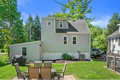 12516  W Meadow Ln, New Berlin, WI 53151 - Photo 28