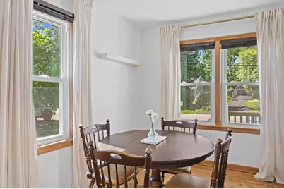 12516  W Meadow Ln, New Berlin, WI 53151 - Photo 8
