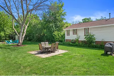 12516  W Meadow Ln, New Berlin, WI 53151 - Photo 26
