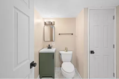 12516  W Meadow Ln, New Berlin, WI 53151 - Photo 24