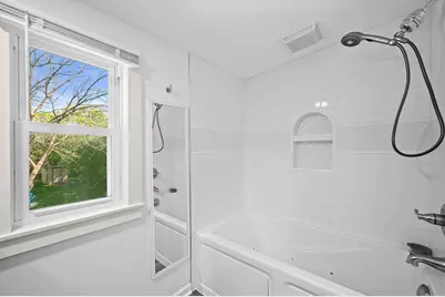 12516  W Meadow Ln, New Berlin, WI 53151 - Photo 20