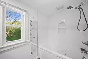 12516 W Meadow Ln, New Berlin, WI 53151 - Photo 20
