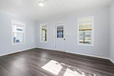 1722  Winnebago St, La Crosse, WI 54601 - Photo 6