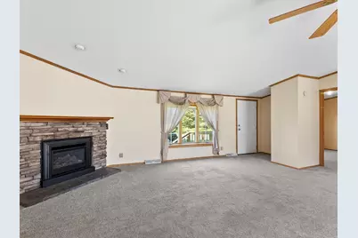 220 N Packer Dr, Francis Creek, WI 54220 - Photo 6