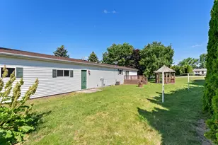 220 N Packer Dr, Francis Creek, WI 54220 - Photo 24