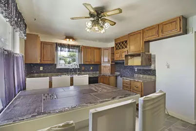 6924  Whitewater St, Racine, WI 53402 - Photo 8