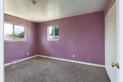 6924  Whitewater St, Racine, WI 53402 - Photo 16