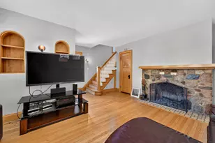 5532 N Lydell Ave, Whitefish Bay, WI 53217 - Photo 12