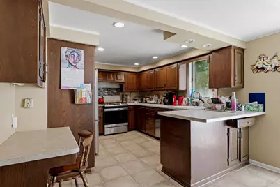 516 N 5th St, Manitowoc, WI 54220 - Photo 12