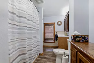 516 N 5th St, Manitowoc, WI 54220 - Photo 26