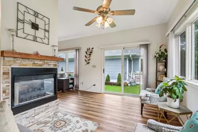 14048 W Waters Edge Trl, New Berlin, WI 53151 - Photo 4