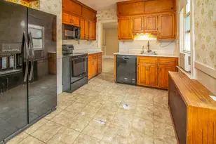 236 N Maple St, Watertown, WI 53094 - Photo 14