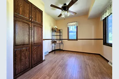 W225N8303  Longview Dr, Lisbon, WI 53089 - Photo 34