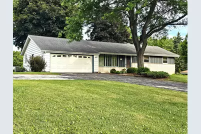 W225N8303  Longview Dr, Lisbon, WI 53089 - Photo 4