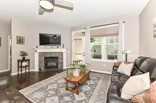 1202 Woodbury Common, Waukesha, WI 53189 - Photo 14