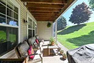 1202 Woodbury Common, Waukesha, WI 53189 - Photo 32