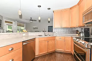 1202 Woodbury Common, Waukesha, WI 53189 - Photo 8