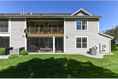 1202  Woodbury Cmn #A, Waukesha, WI 53189 - Photo 36