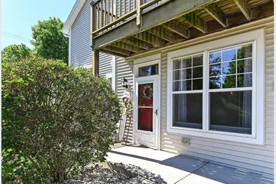 1202  Woodbury Cmn #A, Waukesha, WI 53189 - Photo 2