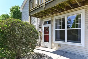 1202 Woodbury Common, Waukesha, WI 53189 - Photo 2