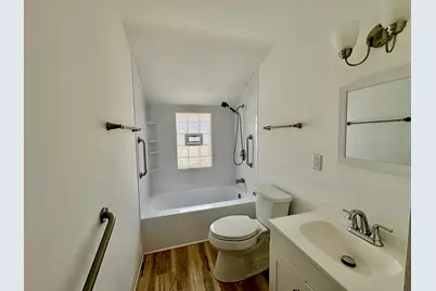 4034 N Larkin St, Shorewood, WI 53211 - Photo 24
