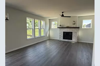 N101W16888  Tanglewood Dr, Germantown, WI 53022 - Photo 10