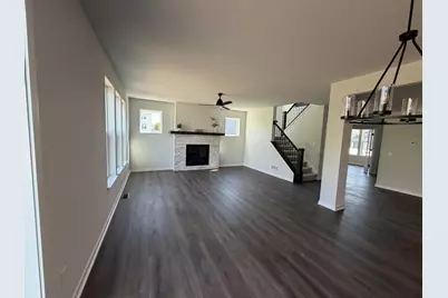N101W16888  Tanglewood Dr, Germantown, WI 53022 - Photo 8