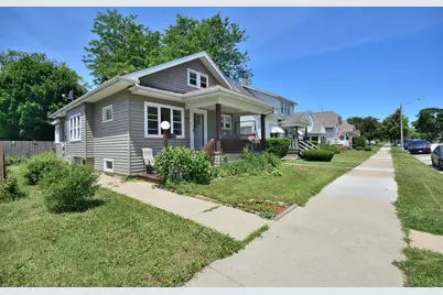 2024  Quincy Ave, Racine, WI 53403 - Photo 2