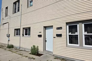 1305 S 15th St, Manitowoc, WI 54220 - Photo 2