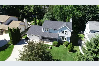 S70W19298  Wentland Dr, Muskego, WI 53150 - Photo 2