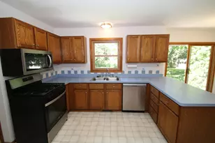 S70W19298 Wentland Dr, Muskego, WI 53150 - Photo 8