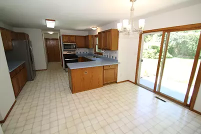 S70W19298  Wentland Dr, Muskego, WI 53150 - Photo 10