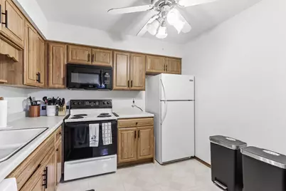 3759 N 88th St #312, Milwaukee, WI 53222 - Photo 4
