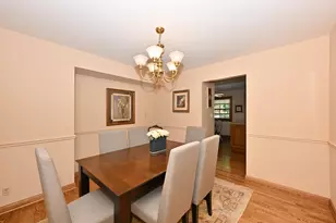 12660 W Crawford Dr, New Berlin, WI 53151 - Photo 8