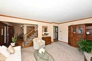 12660 W Crawford Dr, New Berlin, WI 53151 - Photo 6