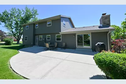 12660 W Crawford Dr, New Berlin, WI 53151 - Photo 40